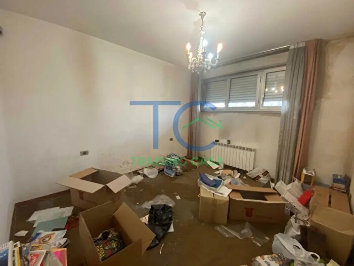 Appartamento trilocale in vendita in Str Malchioda, Piacenza