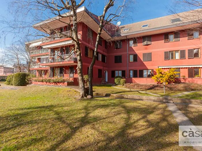 Appartamento monolocale in vendita in Via della Calcinessa, Varese