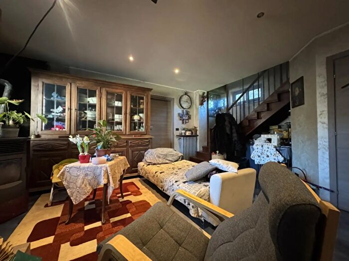 Casa con 5 locali in vendita in Via Rancosta, Paesana