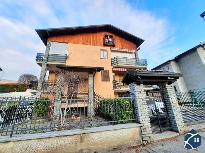 Appartamento bilocale in vendita in Villar Perosa Via XXV Aprile, Villar Perosa