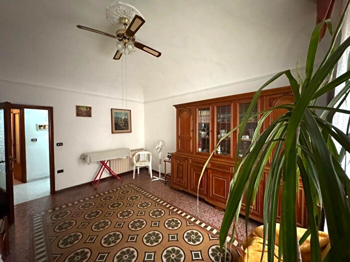 Appartamento quadrilocale in vendita in Via Giulio Braga, Vaiano