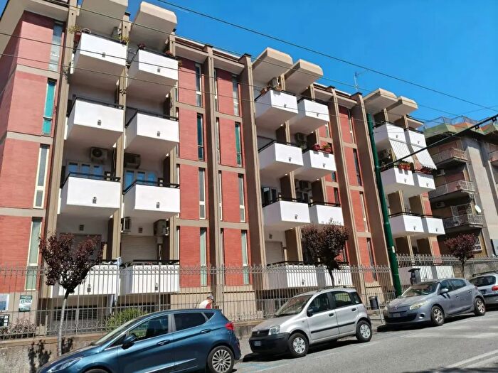 Appartamento con 6 locali in vendita in Via Armando Diaz, Portici
