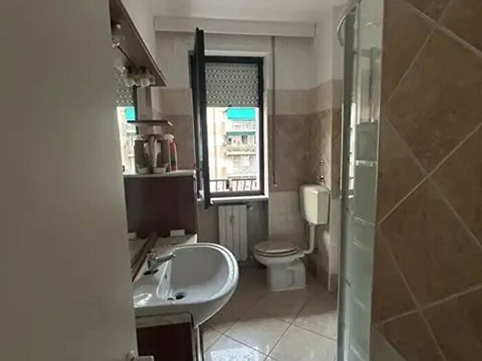 Appartamento bilocale in affitto in Viale Dante Alighieri, Luino