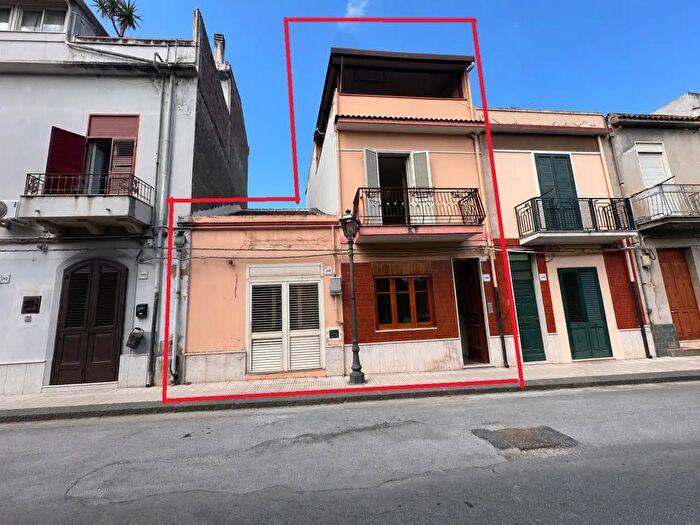 Casa con 5 locali in vendita in Via Immacolata, Barcellona Pozzo Di Gotto