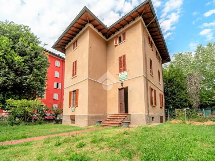 Case in Vendita e in Affitto - 2