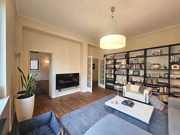 Appartamento con 5 locali in affitto in Via Letizia, Solari, Milano