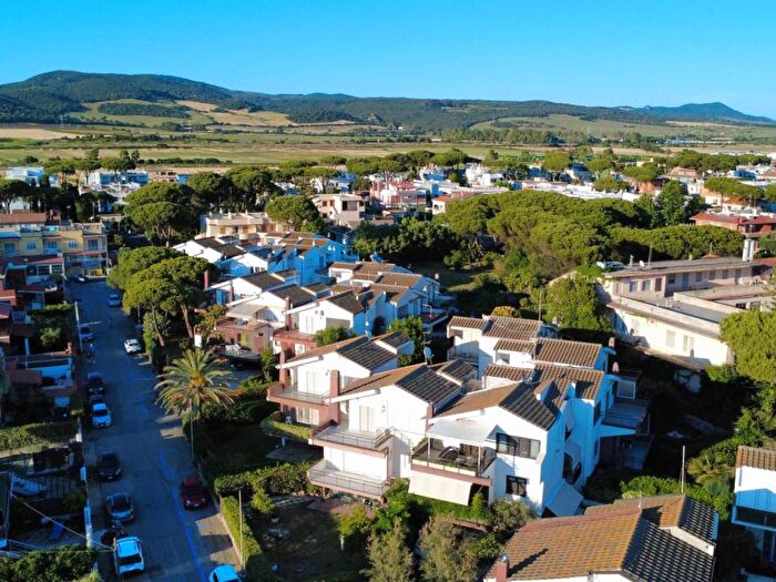Casa con 5 locali in affitto in Via Adige, Santa Severa Macchiatonda, Santa Marinella