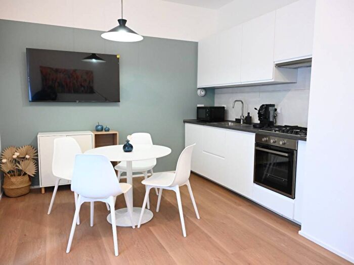 Appartamento trilocale in affitto in Via Anglona, San Giovanni, Roma
