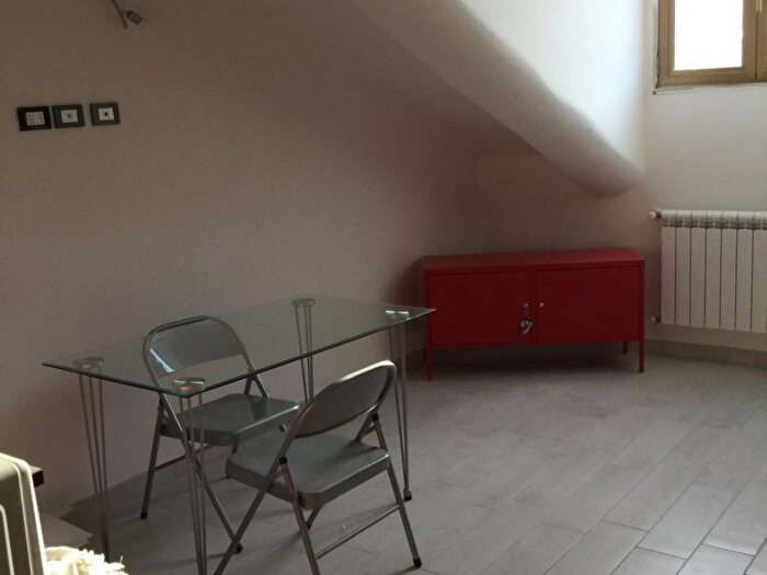 Appartamento monolocale in affitto in Via Barge, Cenisia, Torino