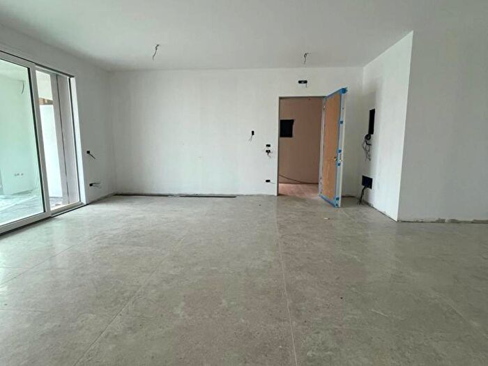 Appartamento con 5 locali in affitto in Via Immacolata di Lourdes, Centro, Conegliano