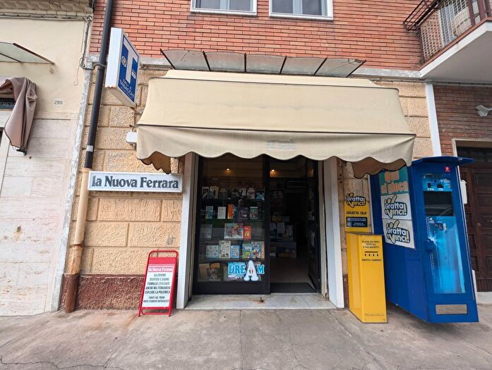 Appartamento bilocale in vendita in Via Santa Margherita, Ferrara