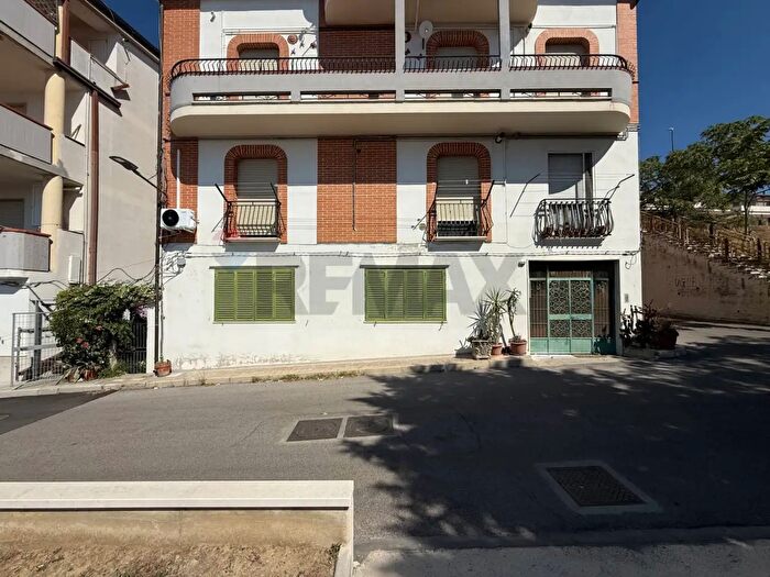Casa quadrilocale in vendita in Vico Matera, Grassano