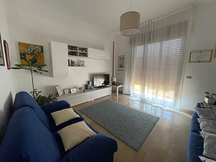 Appartamento quadrilocale in vendita in Via Yuri Gagarin, Vittoria