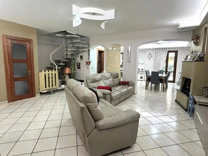 Appartamento quadrilocale in vendita in Via Macchie, Santo Stefano Del Sole