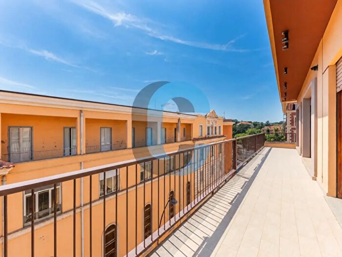Appartamento con 5 locali in vendita in Via Felice Ferri, Frascati