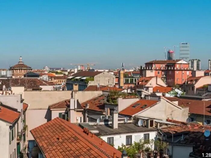 Appartamento quadrilocale in vendita in Via Conca del Naviglio, Milano