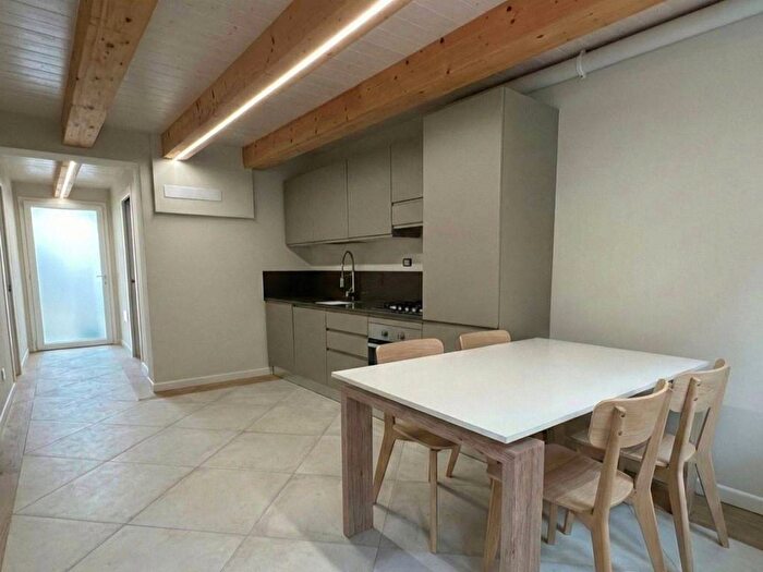 Appartamento trilocale in affitto in Via Castelfidardo, Centro, Chiaravalle