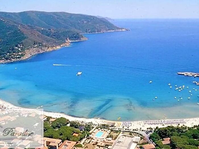 Appartamento con 9 locali in vendita in Via Roma, Campo Nell'Elba