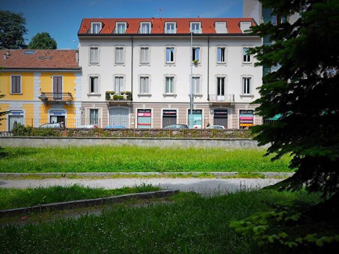 Appartamento bilocale in affitto in via Azzone Visconti, Centro Storico, Monza