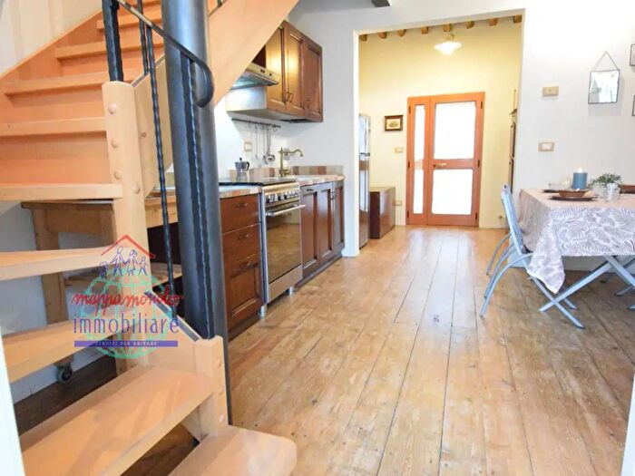 Casa trilocale in affitto in Via Massumatico F, San Pietro In Casale