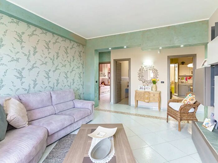 Appartamento bilocale in vendita in Via Madonna dell'Aiuto b, Acireale