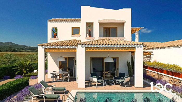 Casa quadrilocale in vendita in Budoni