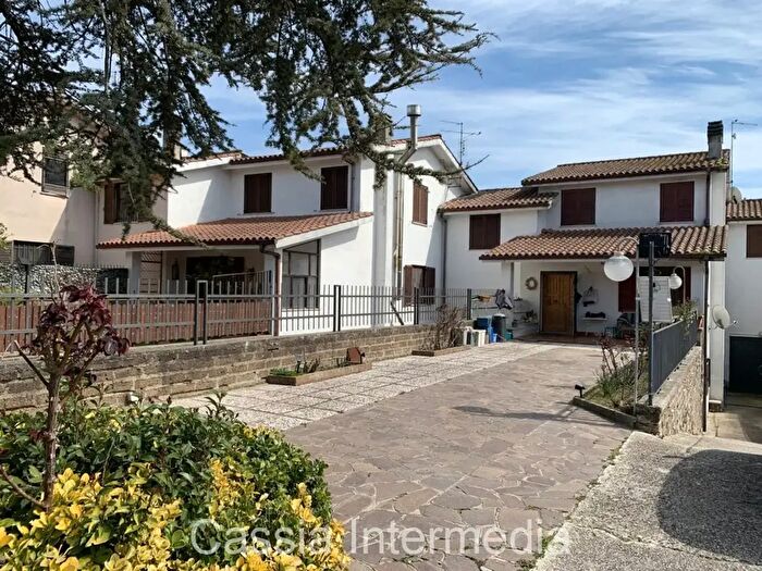 Casa con 5 locali in vendita in Via Castel di Stroppa, Castel SantElia