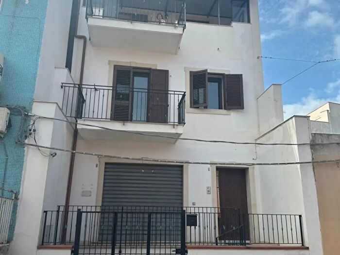 Appartamento monolocale in vendita in Via dellIndipendenza, Siracusa