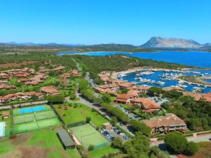 Appartamento trilocale in vendita in Strada, San Teodoro