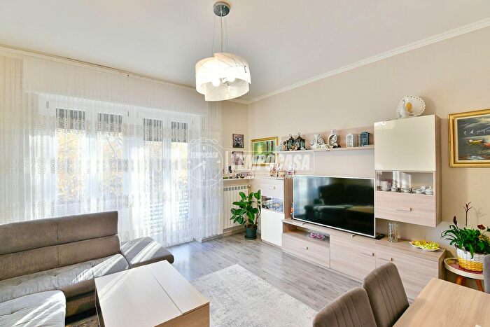 Appartamento trilocale in vendita in Via Risorgimento, Tavernerio