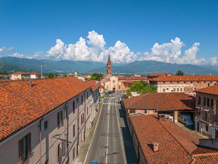 Appartamento quadrilocale in affitto in Via monviso, Centro, Saluzzo