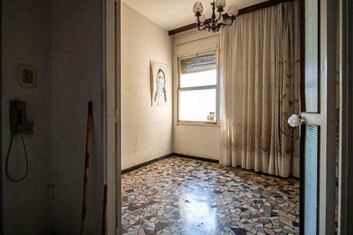 Appartamento quadrilocale in vendita in Via Toscana, Cagliari