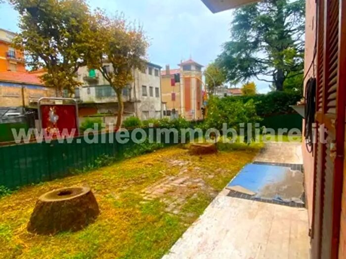 Appartamento con 8 locali in vendita in Grottammare