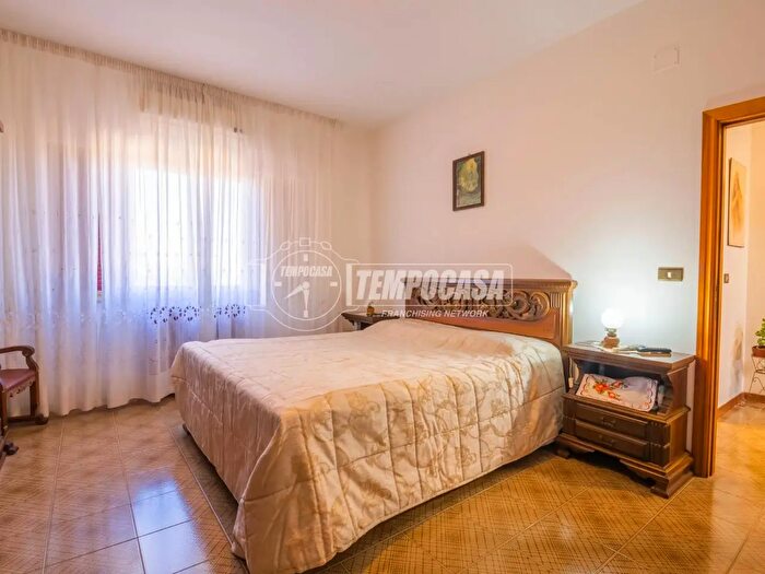 Appartamento con 5 locali in vendita in Contrada Molino, Montelupone