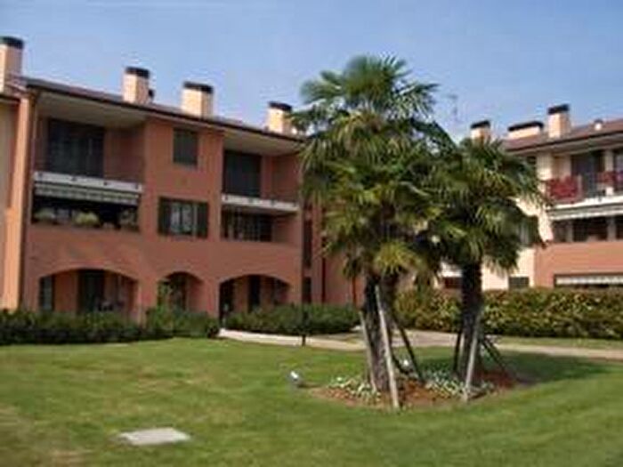 Appartamento bilocale in affitto in Via Camillo Benso di Cavour, Ronco, Cernusco sul Naviglio