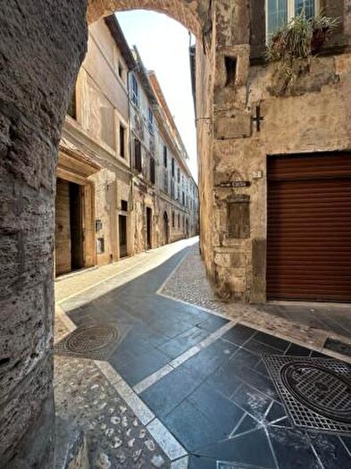 Appartamento con 6 locali in vendita in Via Antonio Gramsci, Orte