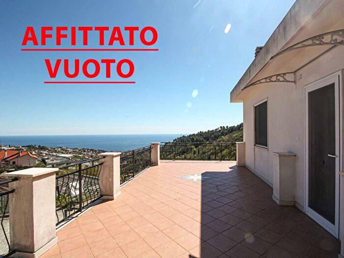 Appartamento trilocale in affitto in Strada Gozo Inferiore, Coldirodi, Sanremo