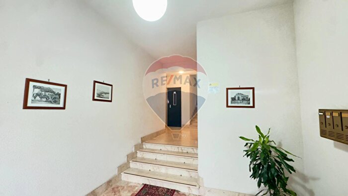 Appartamento quadrilocale in vendita in Via Saragat, Castellammare Del Golfo