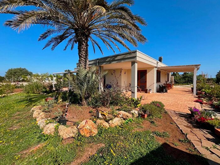 Appartamento con 7 locali in vendita in Sassari