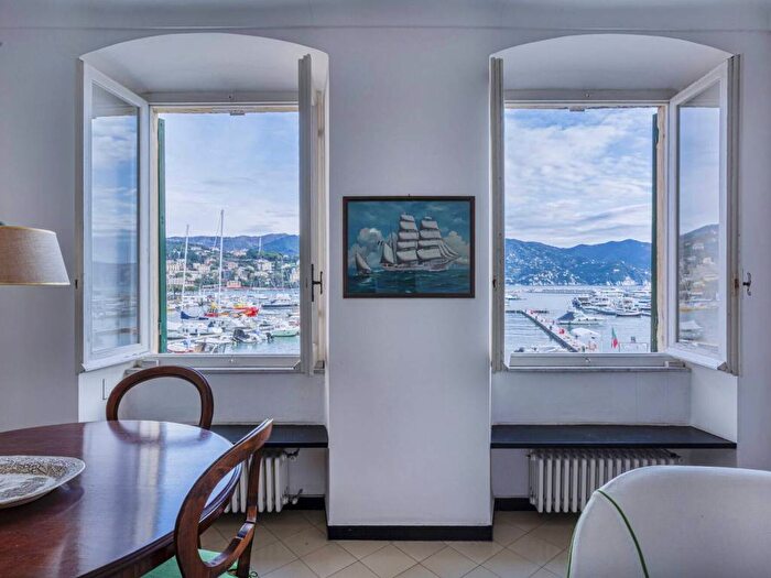 Appartamento trilocale in affitto in Via Bottaro, Centro, Santa Margherita Ligure