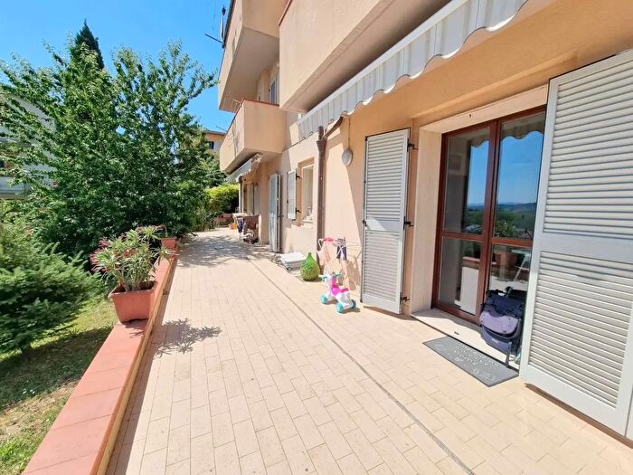 Appartamento trilocale in vendita in Via Bassi, Montespertoli