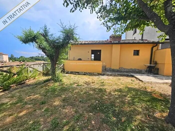 Appartamento bilocale in vendita in Località Il Castagno Montignoso, Gambassi Terme