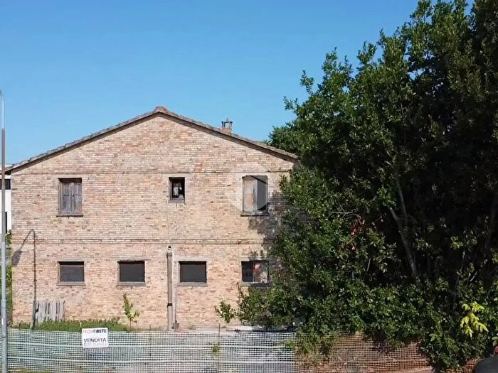 Casa monolocale in vendita in Via del Commercio, Pineto