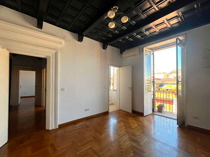 Appartamento bilocale in affitto in Via Bisagno, Trieste Coppedè, Roma