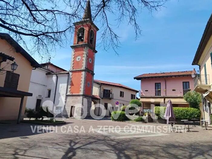 Appartamento bilocale in vendita in Piazza Parrocchiale, Galliate Lombardo