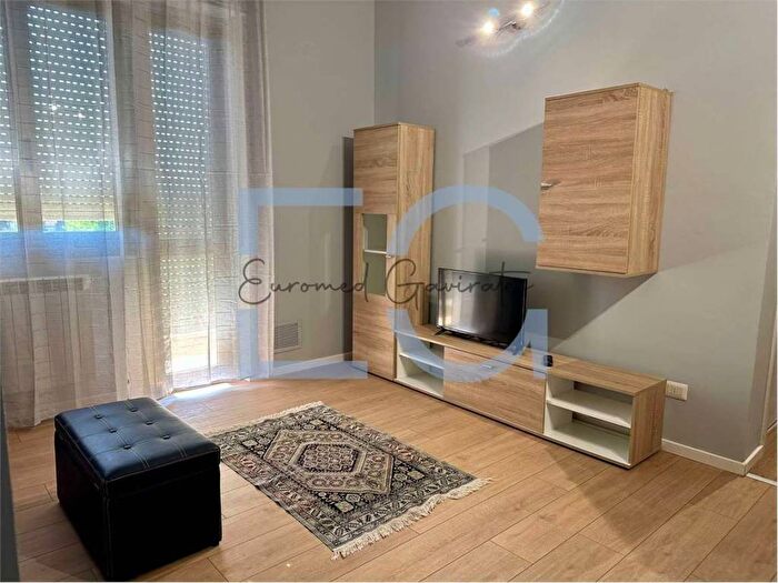 Appartamento bilocale in affitto in via Monteggia, Centro, Besozzo