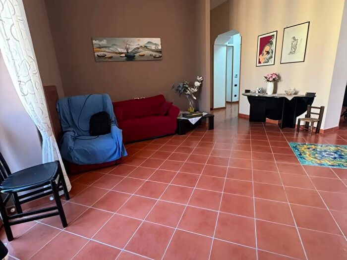 Appartamento in vendita in Via Silvio Spaventa, Napoli