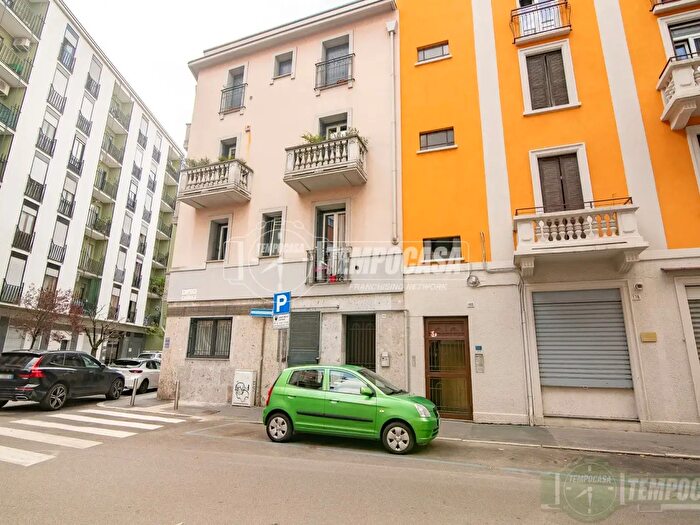 Appartamento trilocale in vendita in Via Monte San Michele, Sesto San Giovanni