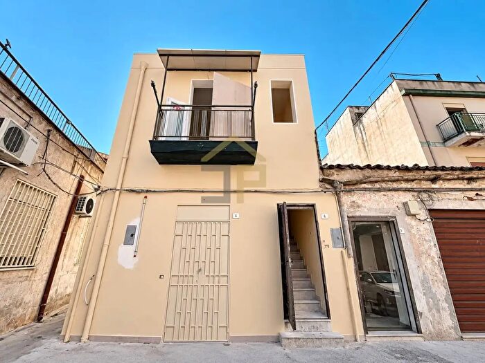 Appartamento bilocale in vendita in Fondo Piazzese, Palermo