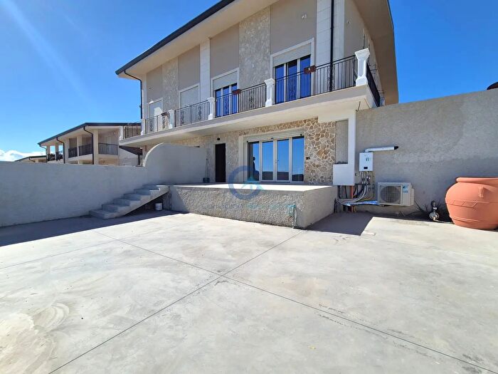 Casa trilocale in affitto in Catanzaro